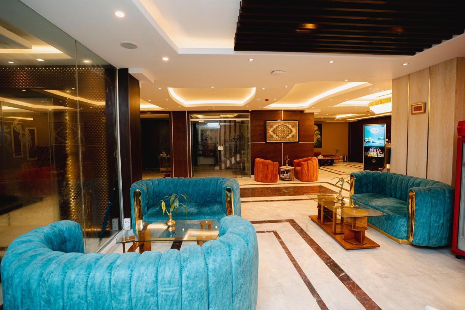 Royal Raj Hotel Rajshahi Εξωτερικό φωτογραφία